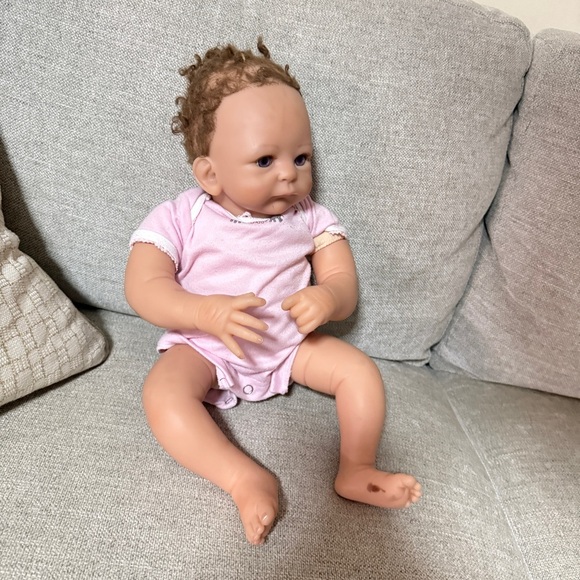 Ashton Drake Tasha Edenholm Lifelike Little Peanut Baby Doll 17" Weighted - Picture 7 of 12